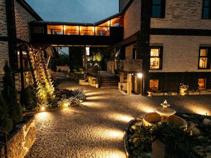 Оренда апартаментів типу "LOFT" з критою терасою в Сарнах Сарни