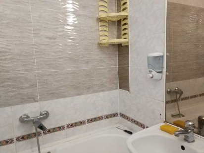 2 кімнатна подобова 5 окремих місць центр коло дитячої лікарні