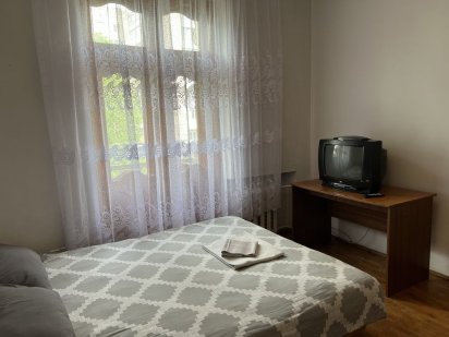 3 к квартира в центрі міста Ровно