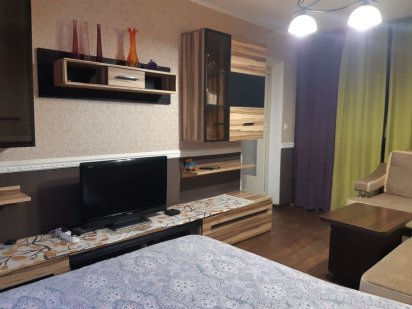 Титова, 16 больница, пр. Б. Хмельницкого, А. Поля, посуточно квартира Днепр