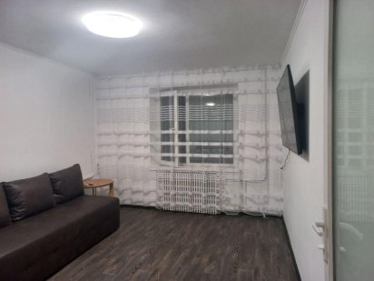 Подобова аренда квартири на вул вулиця Надії Алексєєнко, Днепр