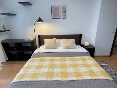 Квартира у центрі з видом на Театр опери та балету Дніпро