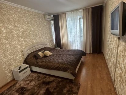 Квартира в центрі міста( Чмиленко). Кропивницкий