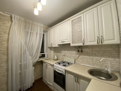 Сдаю посуточно 2 к центр ул.Бузника Миколаїв