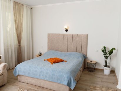 Посуточно(подобово)  (никольская пересечение соборной) ПОЧАСОВО 500 Миколаїв