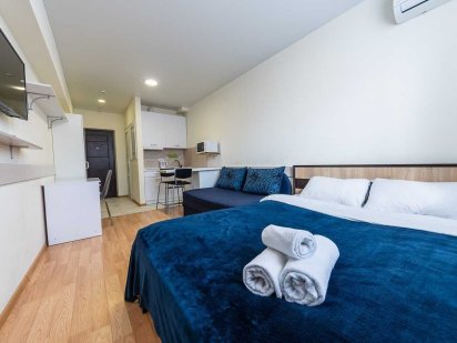 Сучасні апартаменти в новому ЖК, біля метро, оренда подобово. Киев