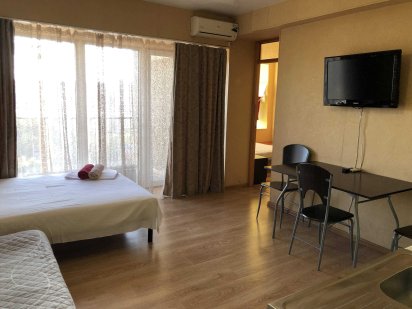 Здам подобово, потижнево 2-к квартиру в центрі Дніпра О.Поля 27д, Своя Дніпро