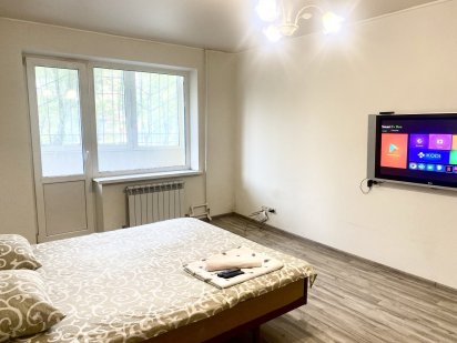 Сдам 1 комнатную жилую квартиру посуточно ж/м Победа 6 Днепр