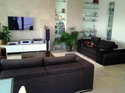 Посуточно квартира возле Мост Сити Люкс Днепр