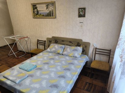 Посуточно, двушка на правом, Осипенко