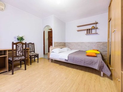 1к Печерськ Б-р Лесі Українки квартира подобово погодинно Звітні д-ти Київ