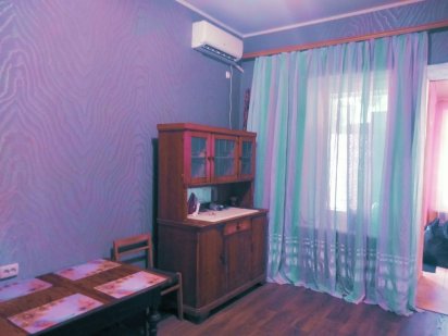 Жд. ул.Базарная 3комн квартира от хозяйки.1этаж. Одеса