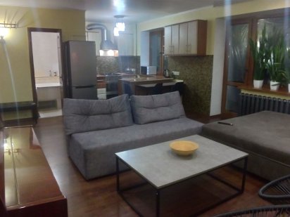 Сдам 3-к кв. посуточно, ул.Калиновая, Левий берег. Для пари 1100 грн. Днепр