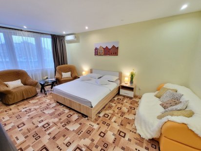 Подобово 1к. 8/34пов.Гришка,9 м.Позняки, буд.з укриттям Киев