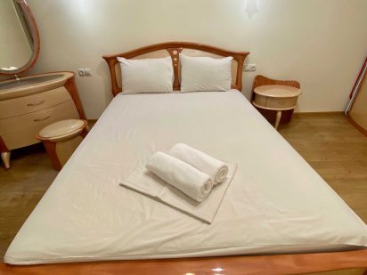 ПОДОБОВО ЦЕНТР пл. Я. Осмомисла, 9 кВ 2 Оперний театр ПЛОЩА РИНОК Львів