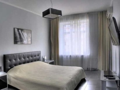 Чудова 2к квартира з Джакузі в центрі Києва, м.Льва Толстого Киев