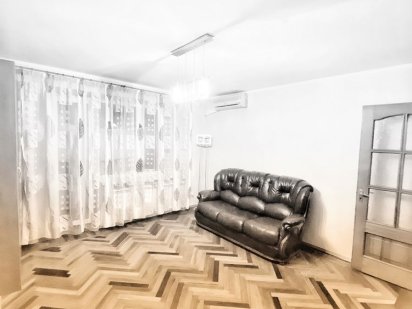 Посуточно 1 комнатная квартира метро Научная Харьков