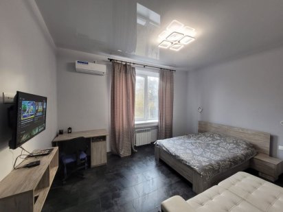 Свободна! 2к сумской рынок, госпиталь,центр, метро Научная первый дом Харків