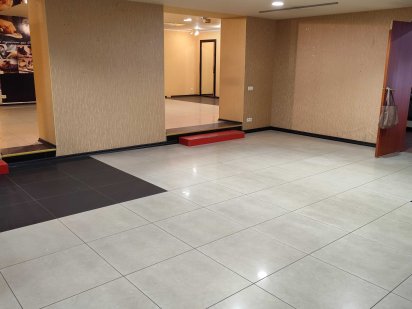 Продаж нерухомості 127,7кВ.м