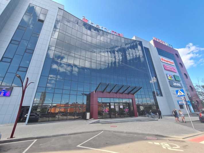 Продам приміщеня(348м2) в ТРЦ Cherry Mall під магазин або ресторан - фото 1