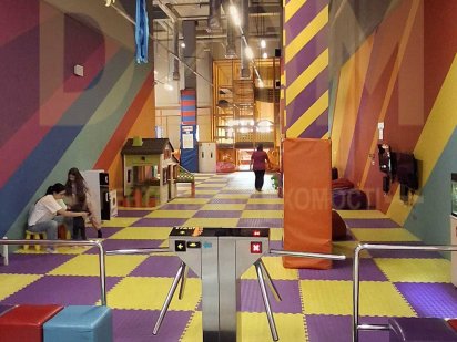 Продам приміщення 343 м, Вишневе, вул. Київська, 2-Л, ТЦ Cherry Mall Вишневое