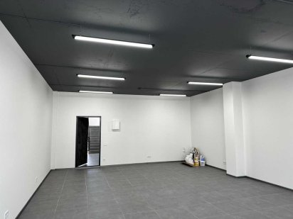 Продаж приміщення 58 кв.м. на 6 поверсі з балконом в БЦ IQ Хмельницький