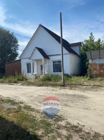 Продаж приміщ.вільного призн. 127 м2 Бровари вул. Ремонтників, буд 5 - фото 1