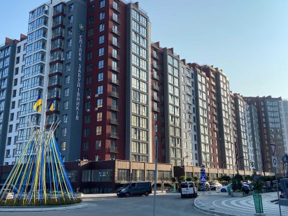 Комерційне приміщення,центр,Набережна-Галицька,продам,Княгинин,готове Ивано-Франковск