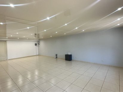 Продам нежитлове приміщення 109 кв м , центр, вул. Перемоги Кременчук