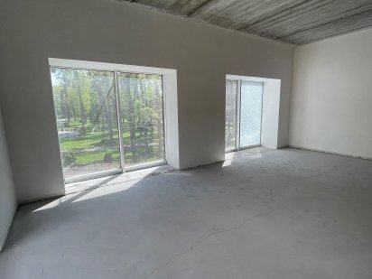 Продам приміщення в центрі Ірпеня з виходом на парк Правика Ірпінь