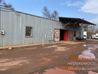 Продаж автобази на Дзержинці, площа 361 кв.м Кривий Ріг