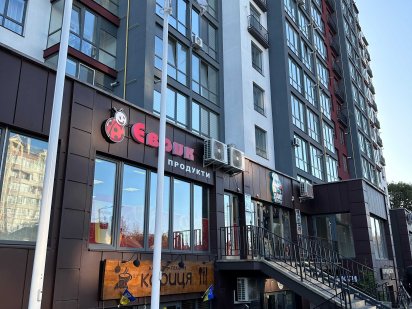 Комерція в центрі,ЖР Княгинин, Галицька-Набережна приміщення продам Івано-Франківськ