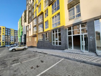 Продам комерцію 47м2 Перший поверх Ирпень