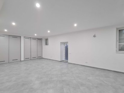 Продам комерційне приміщення 100 м2 з ремонтом, центр Ивано-Франковск