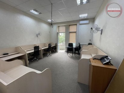 Продаж квартири під офіс на площі Міцкевича Івано-Франківськ