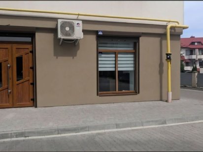 Комерційне приміщення вул. Рєпіна 36, парк Національного відродження. Тернополь