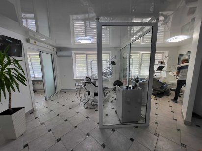 Продається нежитлове комерційне приміщення по вулиці Тичини Ивано-Франковск