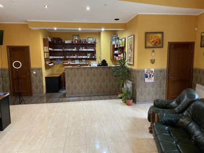 Продам комерційне приміщення Ужгород