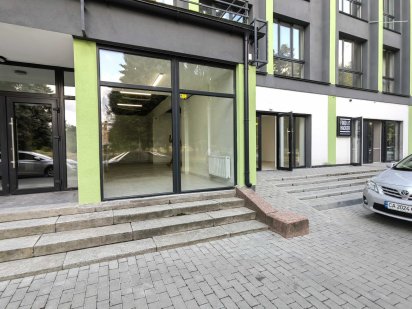 Продаж примiщення під орендний бiзнес. Черкаси