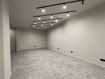 ПРОДАЖ  комерційне приміщення в центрі міста. Ужгород