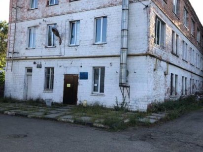 Оренда, продаж комерційне приміщення вільного призначення 1260м Черновцы