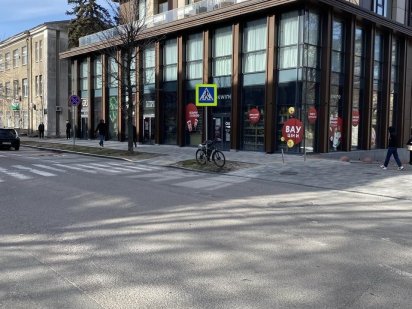 Продажа помещения 74 кв.м., под. магазин  в центре Дніпро