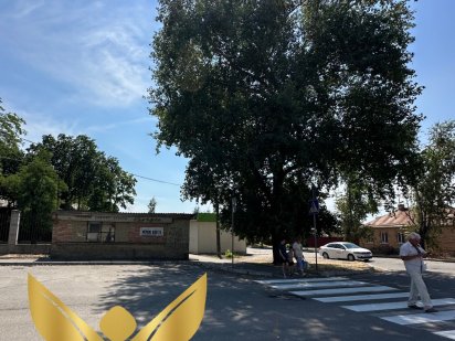 Окрема будівля біля парку Крючкова під бізнес Кропивницький