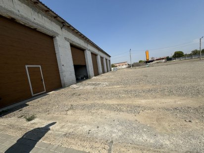 Продаж промисловоі бази 1,7 га. 1000 кв. М. Новобудова. Кропивницкий
