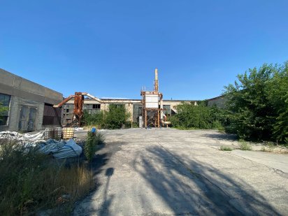 Продам или сдам в аренду  плавильное производство.