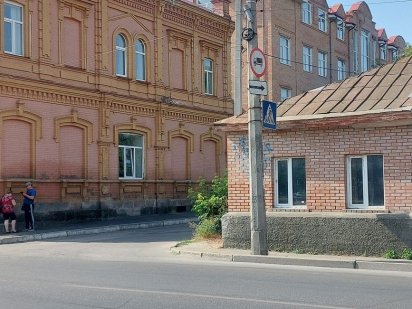 Центр, Набережна. Будівля з приватизованою землею від Власника Кропивницкий