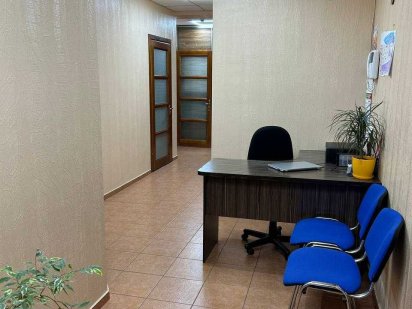 Продам офіс 87 м2 вул.Робоча (середина) . Власник. БЕЗ КОМІСІЇ Дніпро