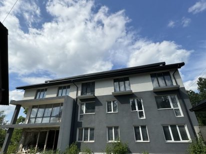 Продаж приміщення з проектом під готель по вул Пластовій Львов