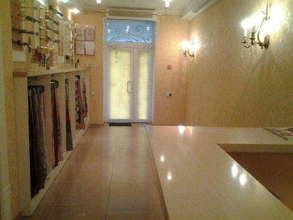 Ціну знижено!!! Діючий магазин-офіс з орендарями!