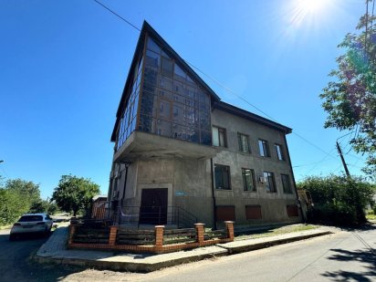 Продажа офисного помещение Театральная/12-я Продольная 200м 120000$ Миколаїв